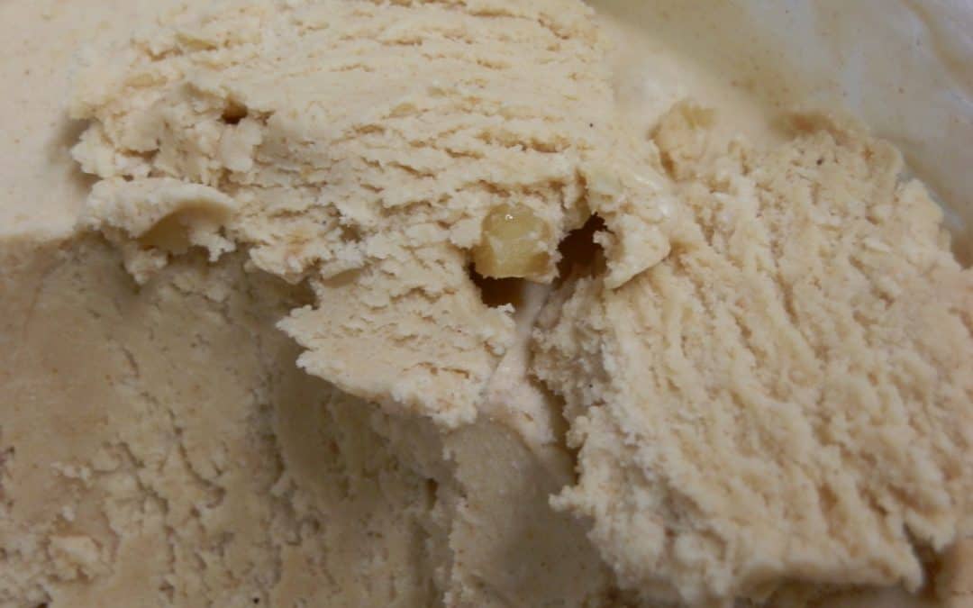 Мороженое с арахисовой пастой